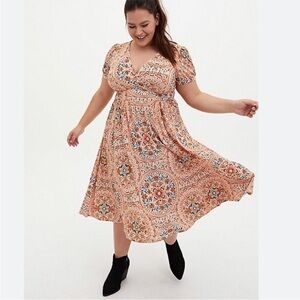 Torrid Peach Medallion Studio Knit Puff Sleeve
Skater Midi Dress 00X